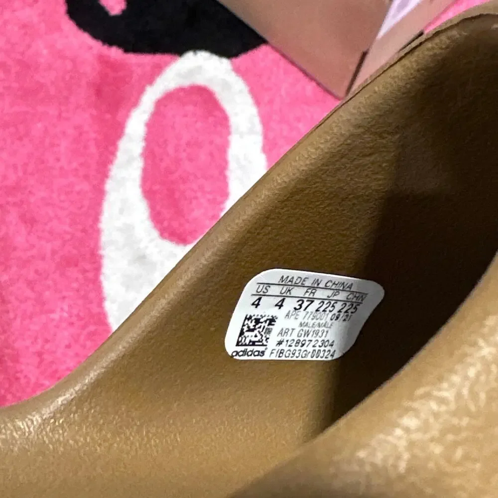 adidas Yeezy Slide 